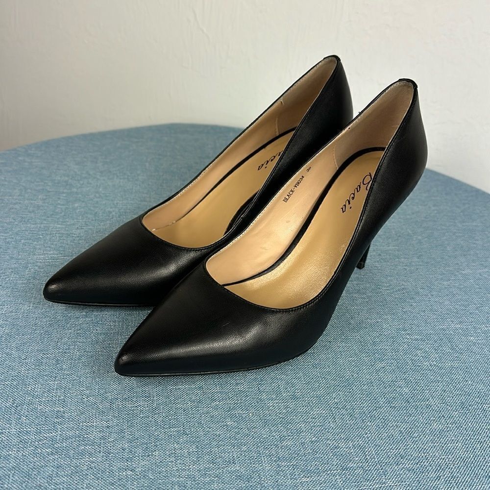 Bacia Black Leather Pointed Toe Classic High Stiletto Pumps Size 38